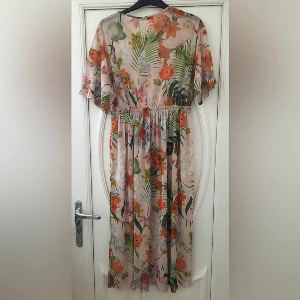 Lovely long floral mesh zara dress - Picture 4 of 4